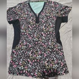 Preimer Healing hands scrub top sz Med.